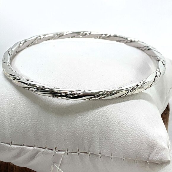Vintage 1960s Monet Silver Tone Braided Rope Twist Bangle 2.5" Wide - Picture 3 of 6